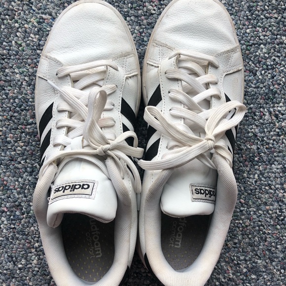 Adidas Shoes - Picture 5 of 6